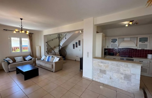 Vlachata Villa | Villa Ionion Pelagos, infinity pool with magnificent 180° view of sea & mountain
