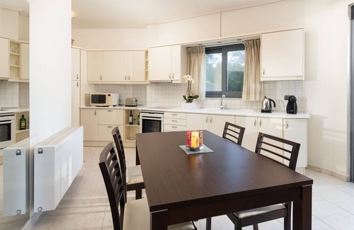 Gazatika Villa | Villa Iremia By Rodostamo Collection