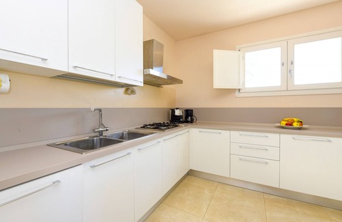 Manerba del Garda Villa | Villa Iris a Manerba del Garda By Bookinggardalake