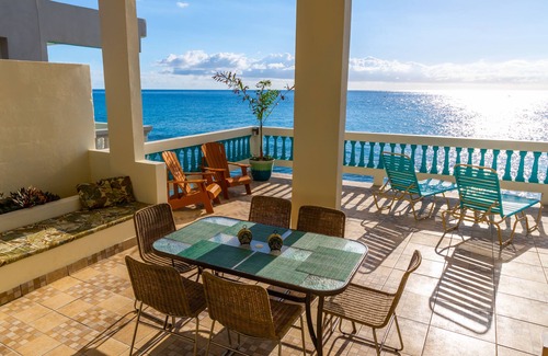 Stella Villa | Villa Isabella - Oceanfront - 10 guests - pet friendly - at Stella, Rincón