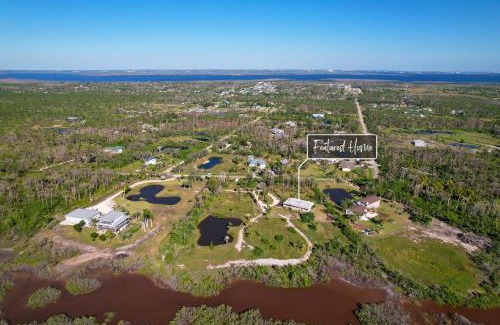 Saint James City House | Villa Island Retreat, Country house overlooking 13 acres and a small lake