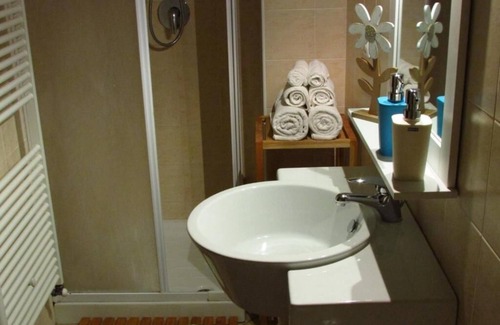 Cupello House | Villa Istonia