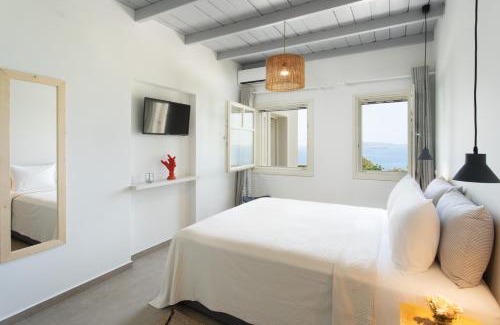 Voies Apartment | Villa Itis - Elegant Ground Floor Suite with Terrace & Great View