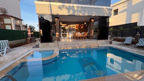 Altinkum Villa | Villa Izmir