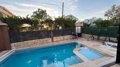Altinkum Villa | Villa Izmir