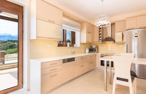 Kalyves Villa | Villa Jasmina - Modern Stone Villa - groups/family