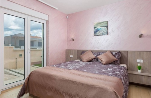 Bibici Villa | Villa Jessica with pool and hydromassage, garden, BBQ