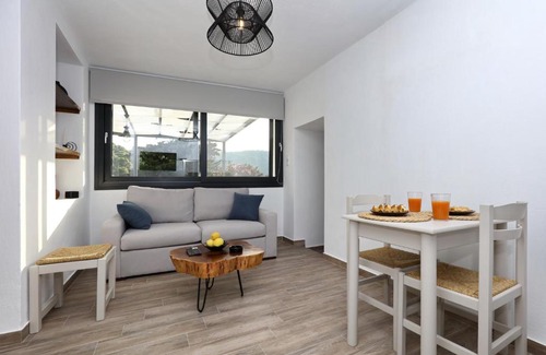 Stafylos Villa | Villa John's Skopelos Stafilos