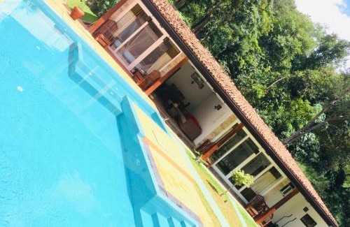 Tennekumbura Villa | Villa Kandy