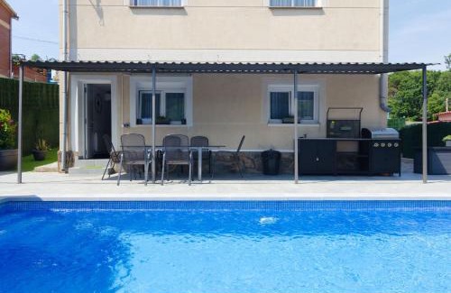Vidreres Villa | Villa Karina Lloret de Mar