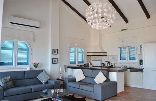 Zeytinlik Villa | Villa Karkot - Four Bedroom Villa, Sleeps 8