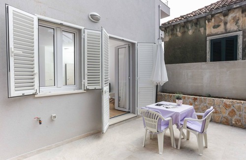 Gruz Apartment | Villa Karmen with terrace