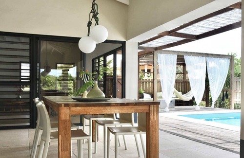 Santa Barbara Villa | Villa Kas Kris with a tropical garden and a private magnesium pool
