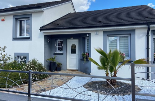 Vittoncourt Villa | Villa Kat'Etoiles with indoor pool, jacuzzi and 60m2 of arcade games!