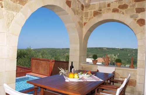 Spilia Villa | Villa Katerina with Eco heated pool