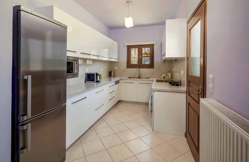 Kalpaki Villa | Villa Kerasia - Four Bedroom Villa, Sleeps 9