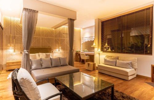 Berawa Villa | Villa Kimaya - 5-bed Berawa Luxury Villa with complimentary pool fence