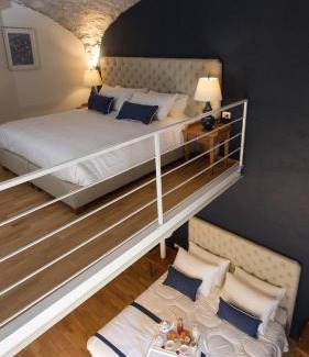 San Giorgio a Cremano Apartment | Villa Klaudia - charming house