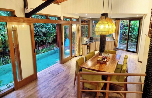 Oro Oro Ombo Villa | Villa Klub Bunga - by The Batu Hotel Batu Malang