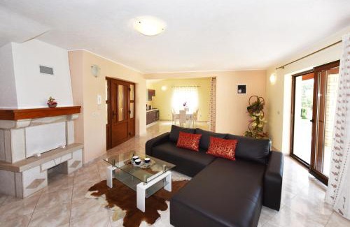 Mofardini Villa | Villa Kmacici 598