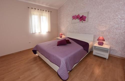 Mofardini Villa | Villa Kmacici 598