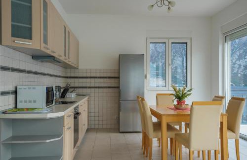 Donja Kostanjica Villa | Villa KOSTA