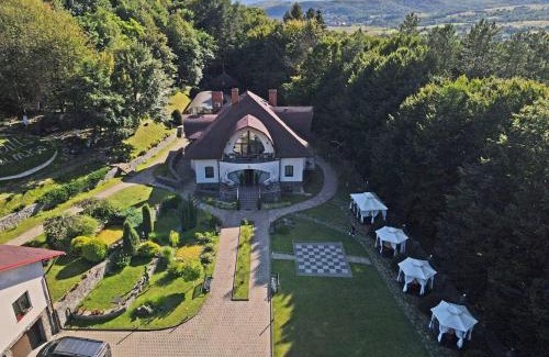 Transcarpathia Hotel | Villa Kvitka
