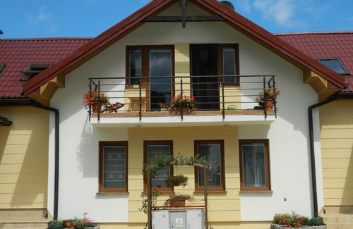 Orlinki Apartment | Villa Kwiatowa
