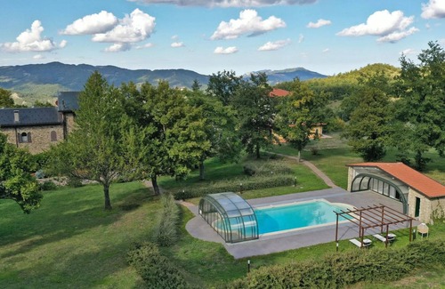 Casteldelci Villa | Villa La Cappuccina With Pool, Casteldelci, Italy
