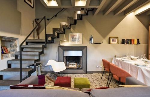 Cremignane Villa | Villa La Casetta sul Lago by Interhome
