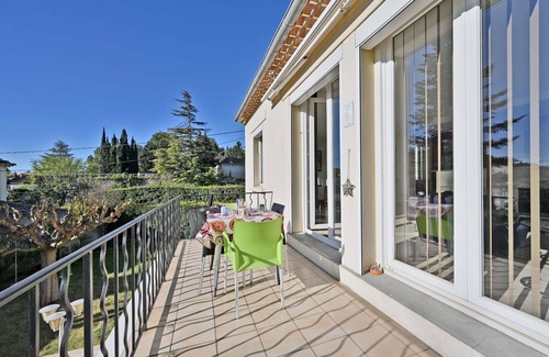 Avignon House | Villa La ROSERAIE - SWIMMING POOL - WIFI
