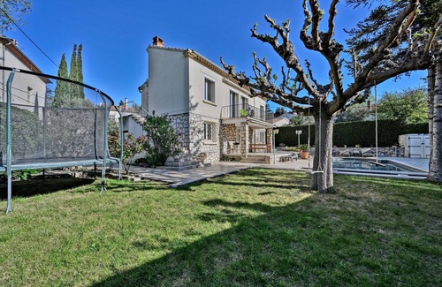 Avignon House | Villa La ROSERAIE - SWIMMING POOL - WIFI