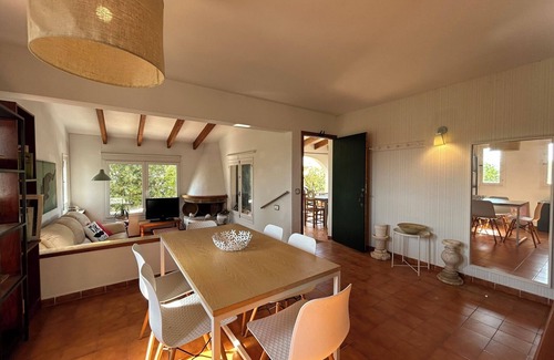 Cala Llonga Villa | Villa 'La Gaviota' with Sea View, Private Pool