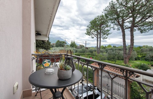 Portese Villa | Villa 'La Baia' with Private Terrace, Wi-Fi and Air Conditioning