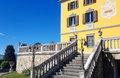 Piozzano Bed & Breakfast | Villa La Palazzina