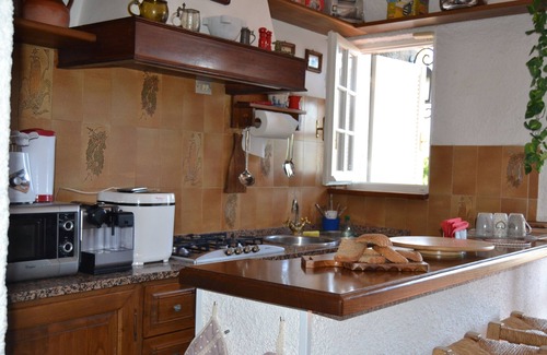 Sarzana Villa | Villa La Pippola B&B in Liguria and close to the 5Terre