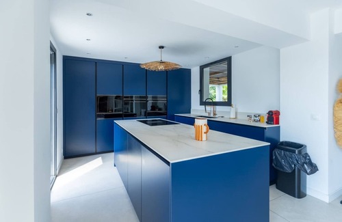 11th Arrondissement House | Villa La Tahitienne S