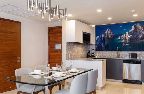 Santa Rosa Apartment | Villa La Valencia - One Bedroom Pool view suite