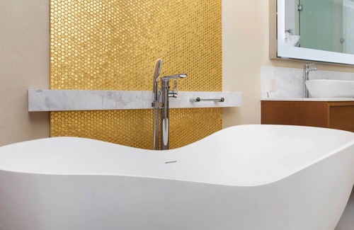 Santa Rosa Apartment | Villa La Valencia - One Bedroom Pool view suite