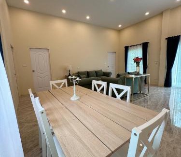 San Pa Thong Villa | Villa Lacroix Organic Farm