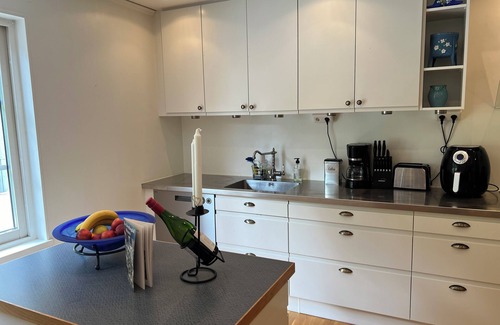 Hornsberg House | Villa LakePlats: A spacious 4-bedroom house with astonishing views & free linens