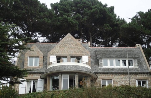 Trebeurden Villa | Villa Lan Kerellec - seafront - 180 degree panoramic view
