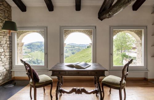 Castiglione Falletto House | Villa Langhe