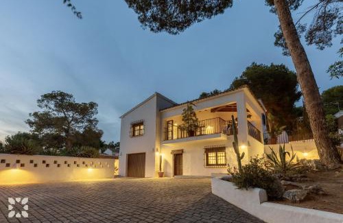 El Portet Villa | Villa Las Salinas by Abahana Villas