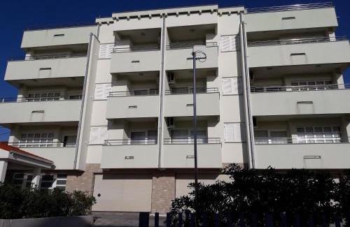 Kozino Apartment | Villa Laurus I