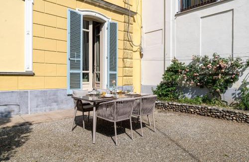Pinerolo Apartment | Villa Le Camelie - Charme & Relax
