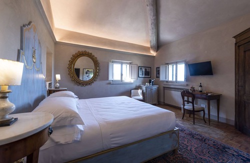 Montalcino Hotel | Villa Le Prata - Residenza del Vescovo