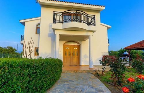 Latchi Villa | Villa Leda Finiki in Latchi