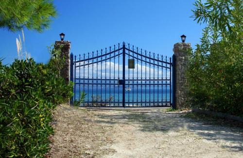 Molos Villa | Villa Lefka