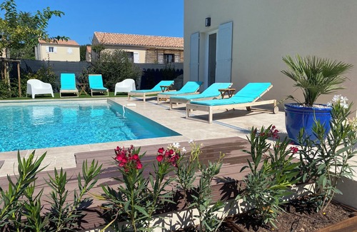 Caromb House | Villa les Coquelicots (Provence Ventoux)